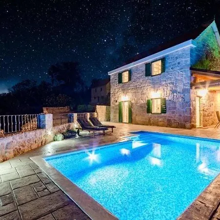 度假居 Rustic - Two Bedroom With Private Pool