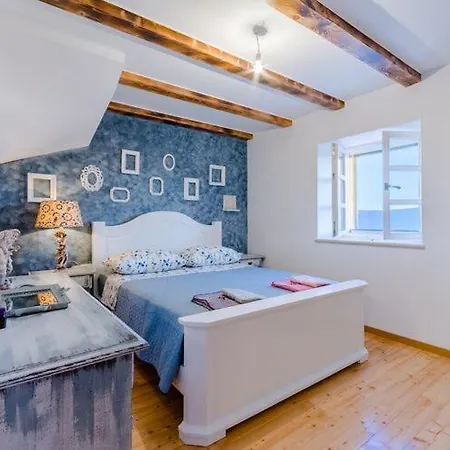 度假居 Rustic - Two Bedroom With Private Pool *